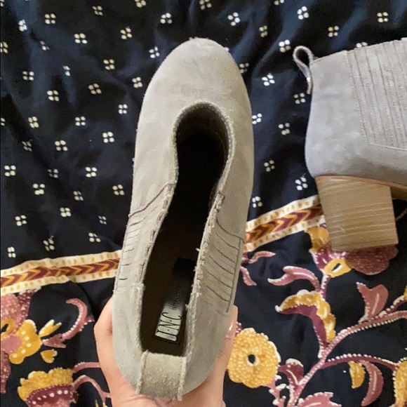 Taupe gray boots with small heel suede 9 1/2 - Picture 7 of 16